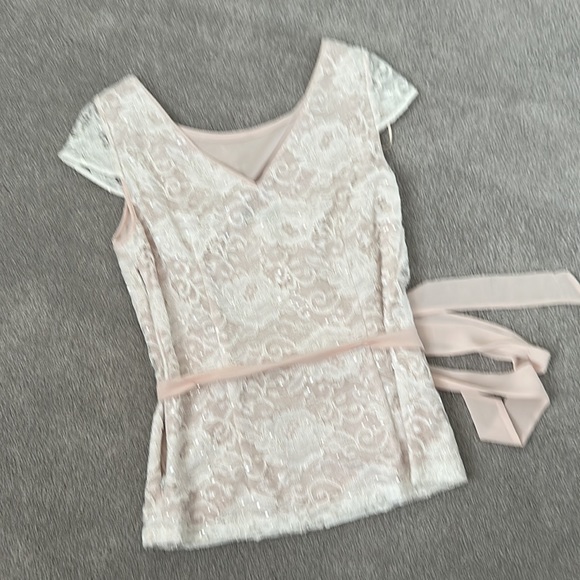 Glam up or down with sparkles - Picture 3 of 5